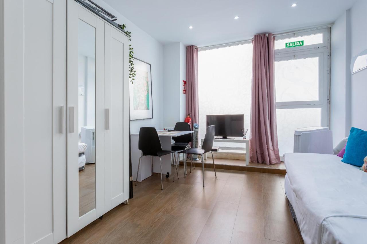 Aparteasy - Goya Ground Floor Studio Madrid Buitenkant foto